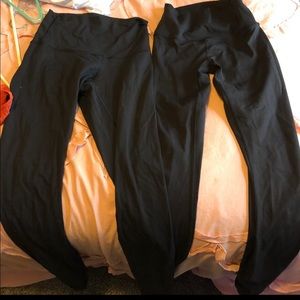 Black high-rise lulu lemon leggings